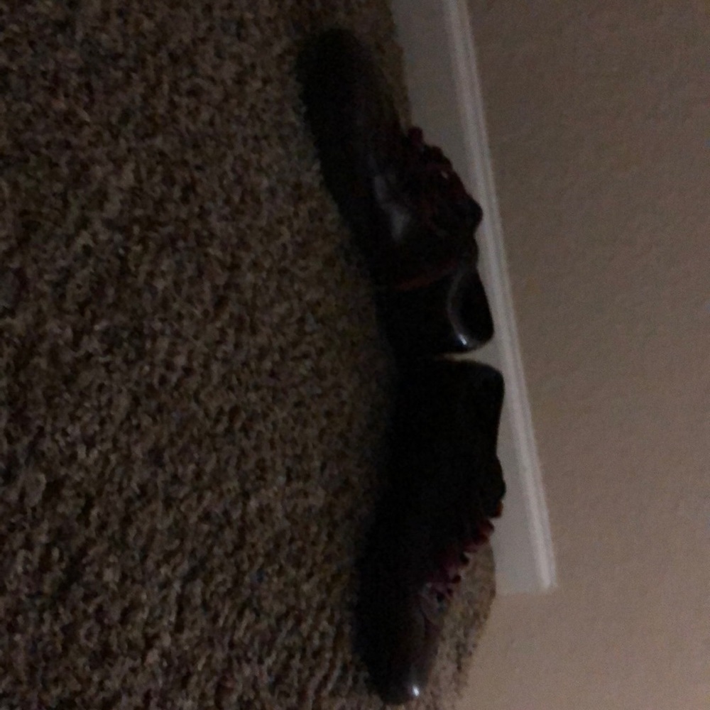 Shoes - Picture 2 of 3